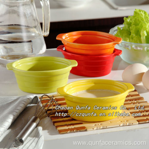 Roundearthenware cooking potwith lid and handle QF-011